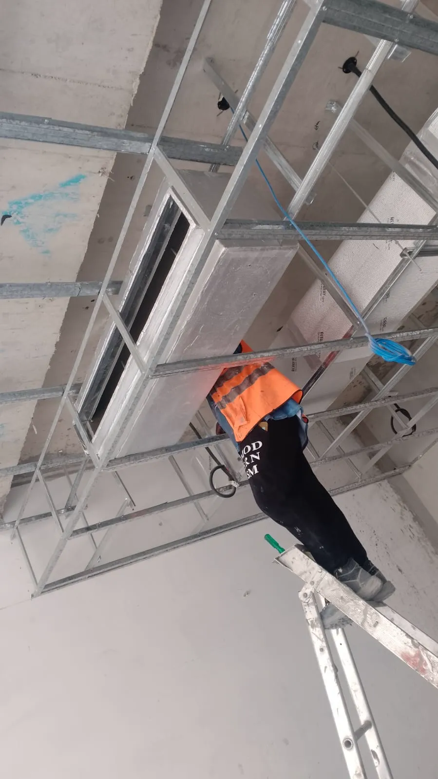 تركيب وصيانة أجهزة تكييف الهواء والتهوية وتكييف الهواء في دبي (HVAC)